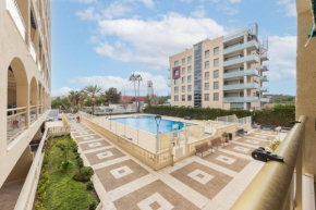 Apartamento con piscina a 250m de la playa